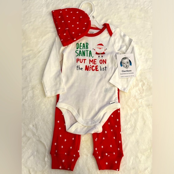 Gerber Other - SOLD: Gerber 3 piece Christmas set- size 6-9 months